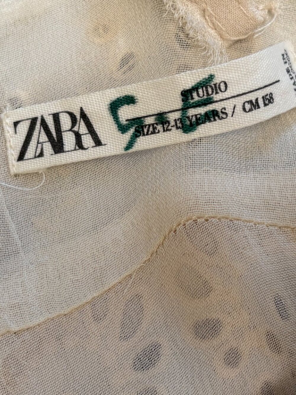 Zara girls cream colored eyelet graduation dress in size 12-13 year old - Picture 9 of 9